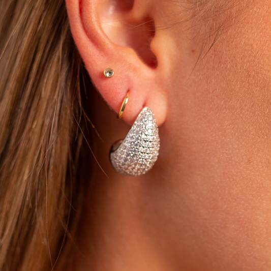ARETES GOTA GRANDE BRILLOS