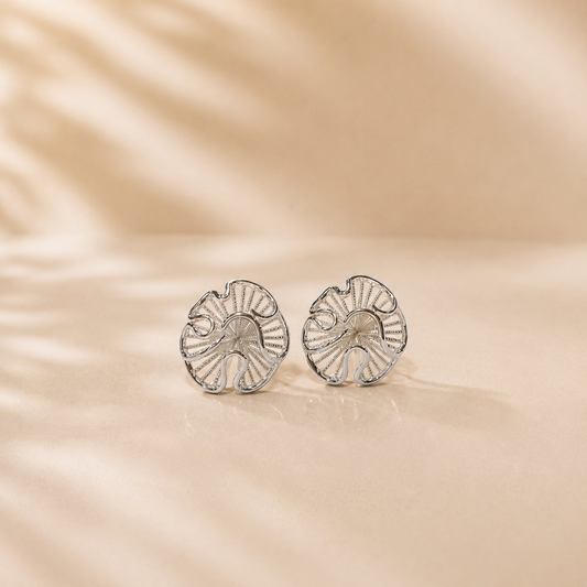 ARETES CAMELIA PLATEADO