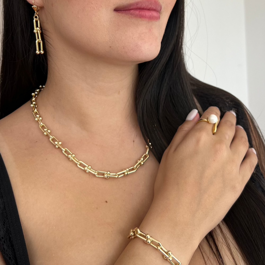 SET TIFFANY