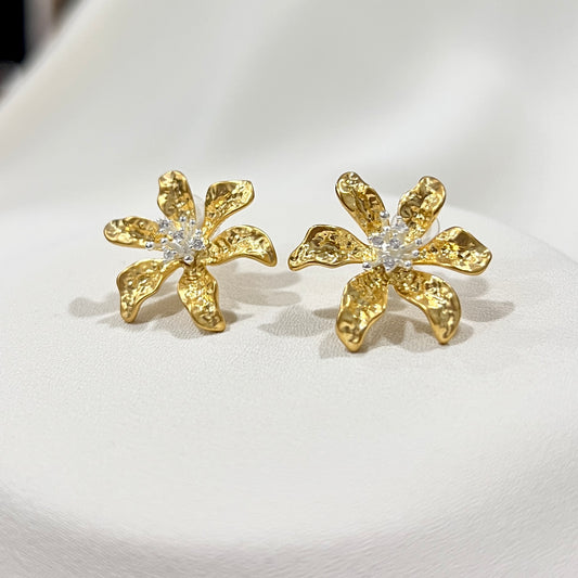 ARETES MARGARITA DORADO