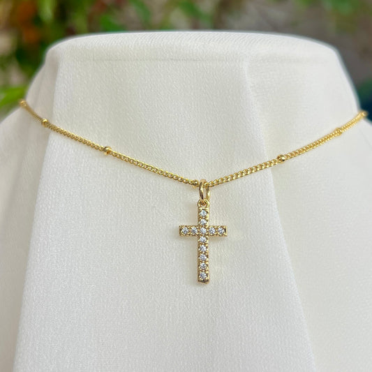 CADENA CRUZ BRILLOS DORADA