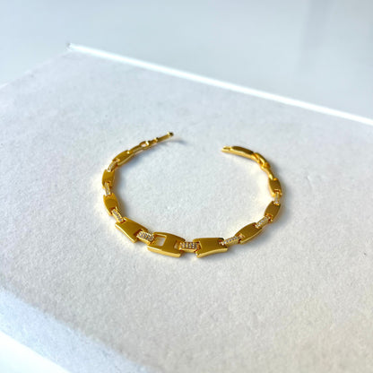 PULSERA ENLACE MODERNO